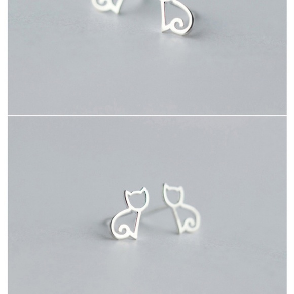 ❤️4 for $20 Sale❤️Silver Cute Cat Stud Earrings - Picture 3 of 3